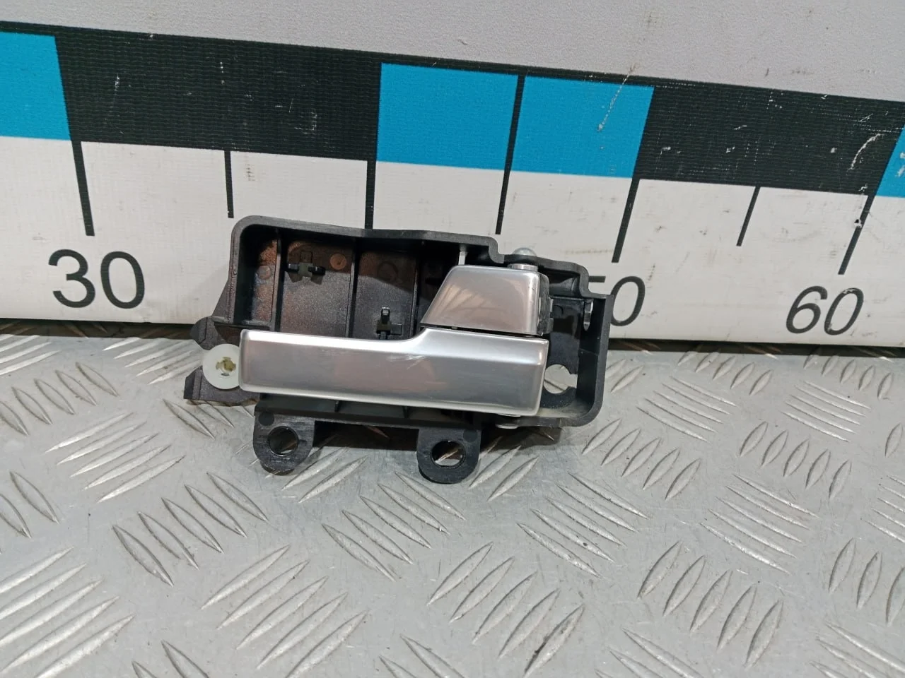 [Б/У] Ручка двери внутренняя правая Ford [Код: 00675971 ]