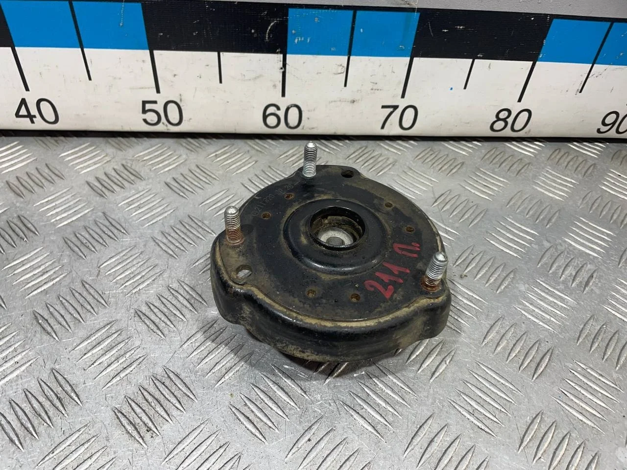 [Б/У] Опора амортизатора переднего Mercedes Benz [Код: 00677727 ]