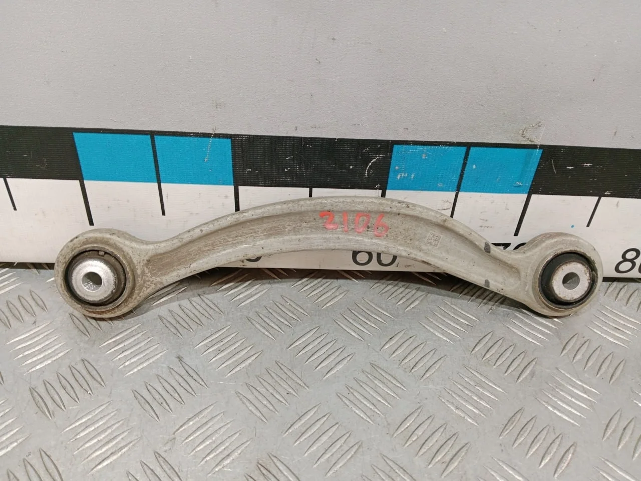 [Б/У] Рычаг задний верхний левый передний - (Состояние: Отличное пробег 41000) [Код: 00677552 ]