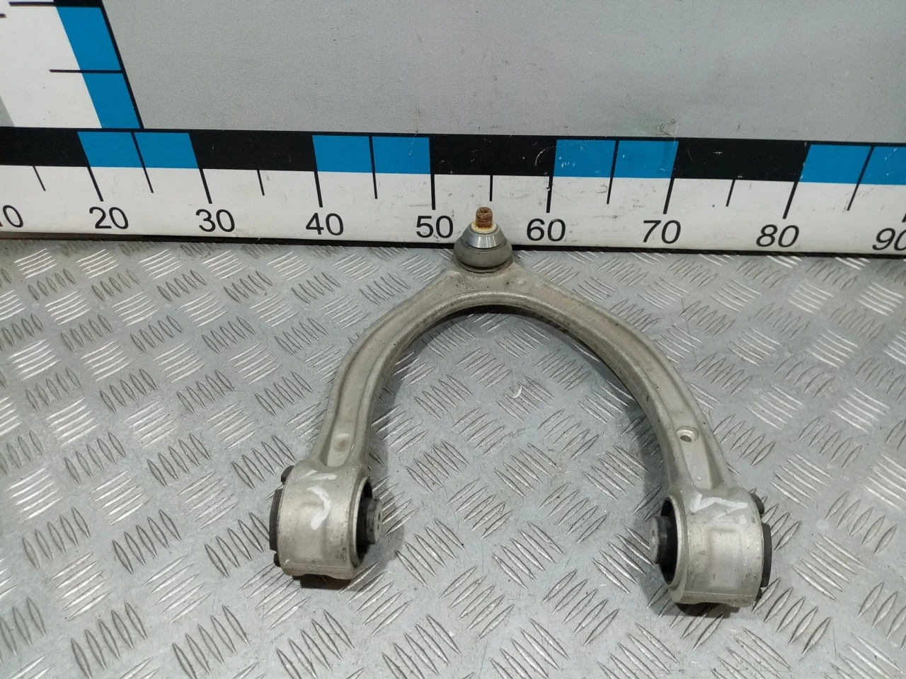 [Б/У] Рычаг передний верхний правый - (Состояние: Отличное пробег 41000) [Код: 00676339 ]