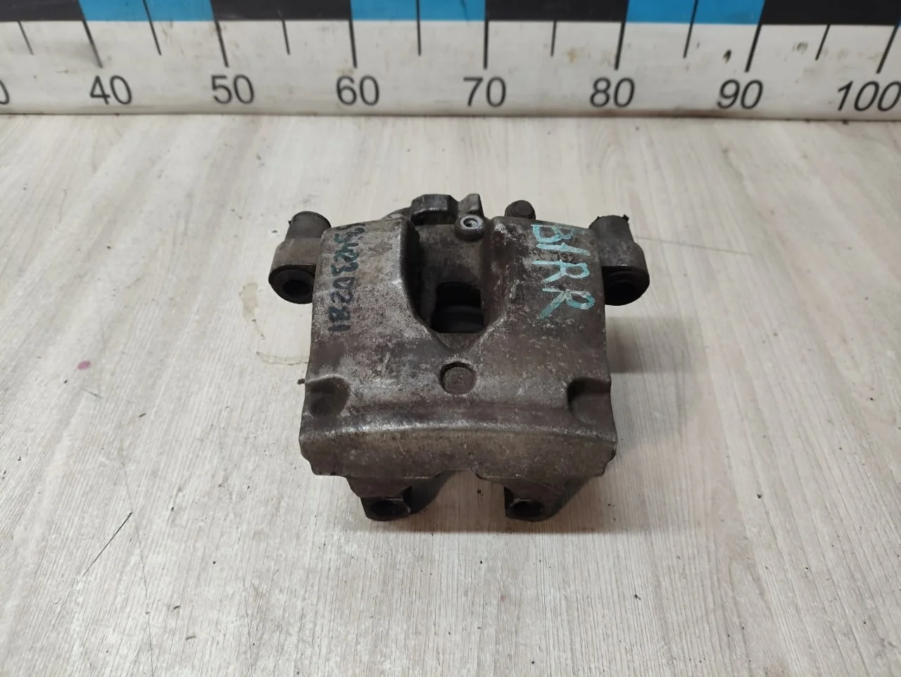 [Б/У] Суппорт тормозной задний правый [Код: 00612357 ]