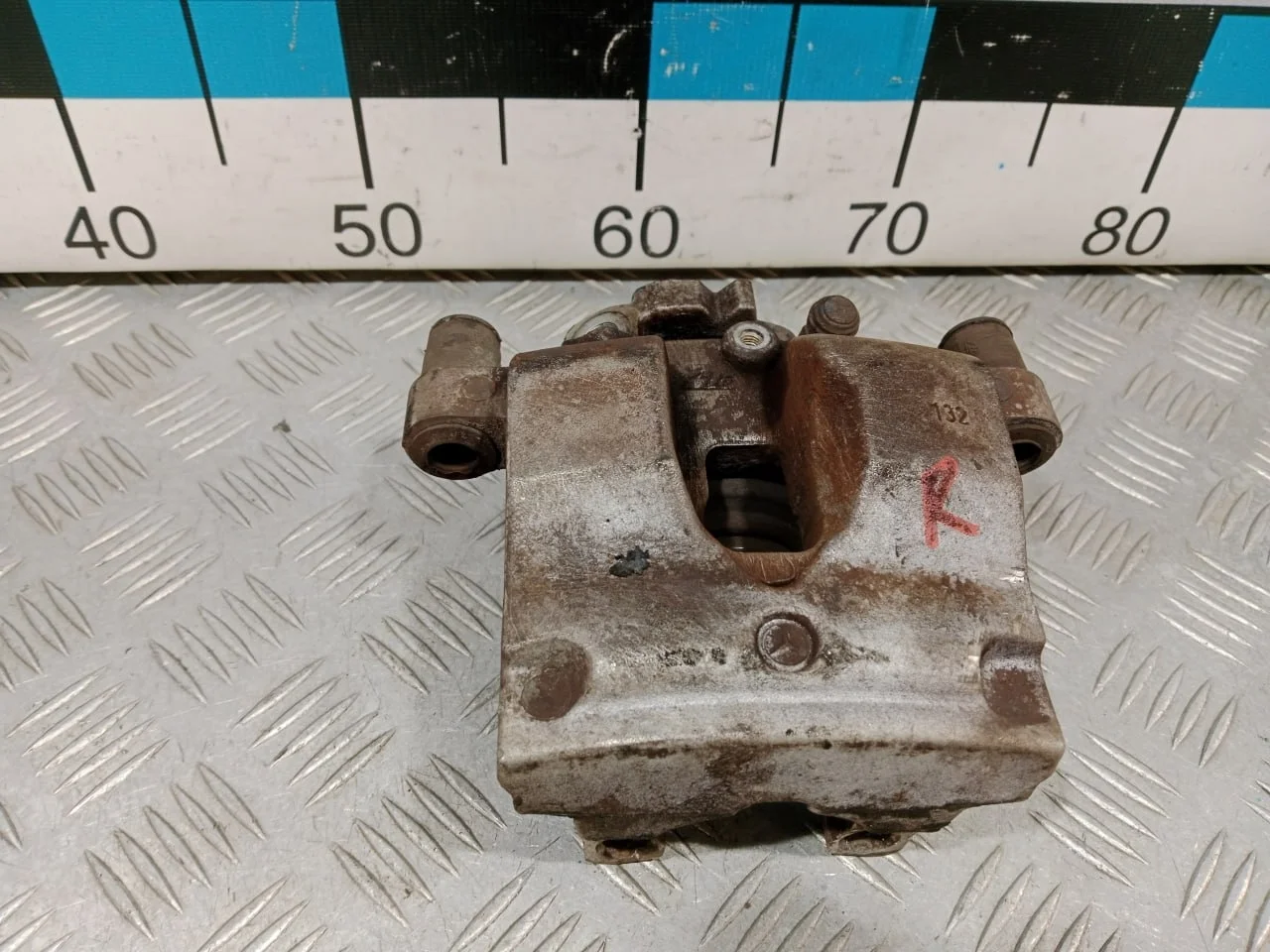 [Б/У] Суппорт тормозной задний правый - (Состояние: Отличное пробег 41000) [Код: 00677583 ]