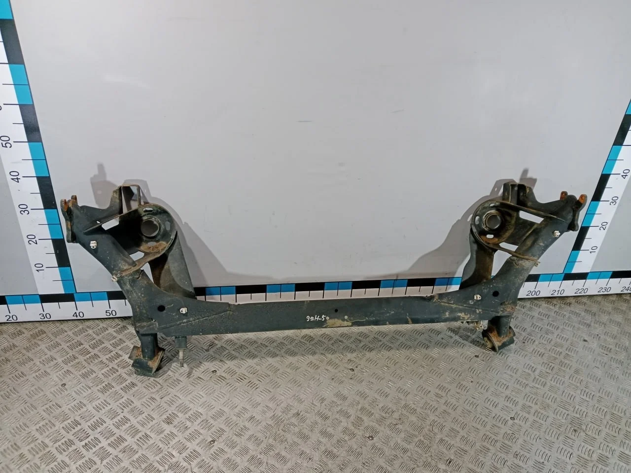 [Б/У] Балка задняя Octavia Polo Golf A3 Bora [Код: 00677117 ]