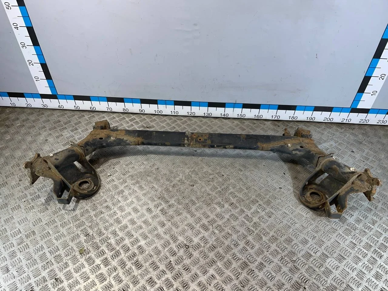 [Б/У] Балка задняя Octavia Polo Golf A3 Bora [Код: 00677480 ]