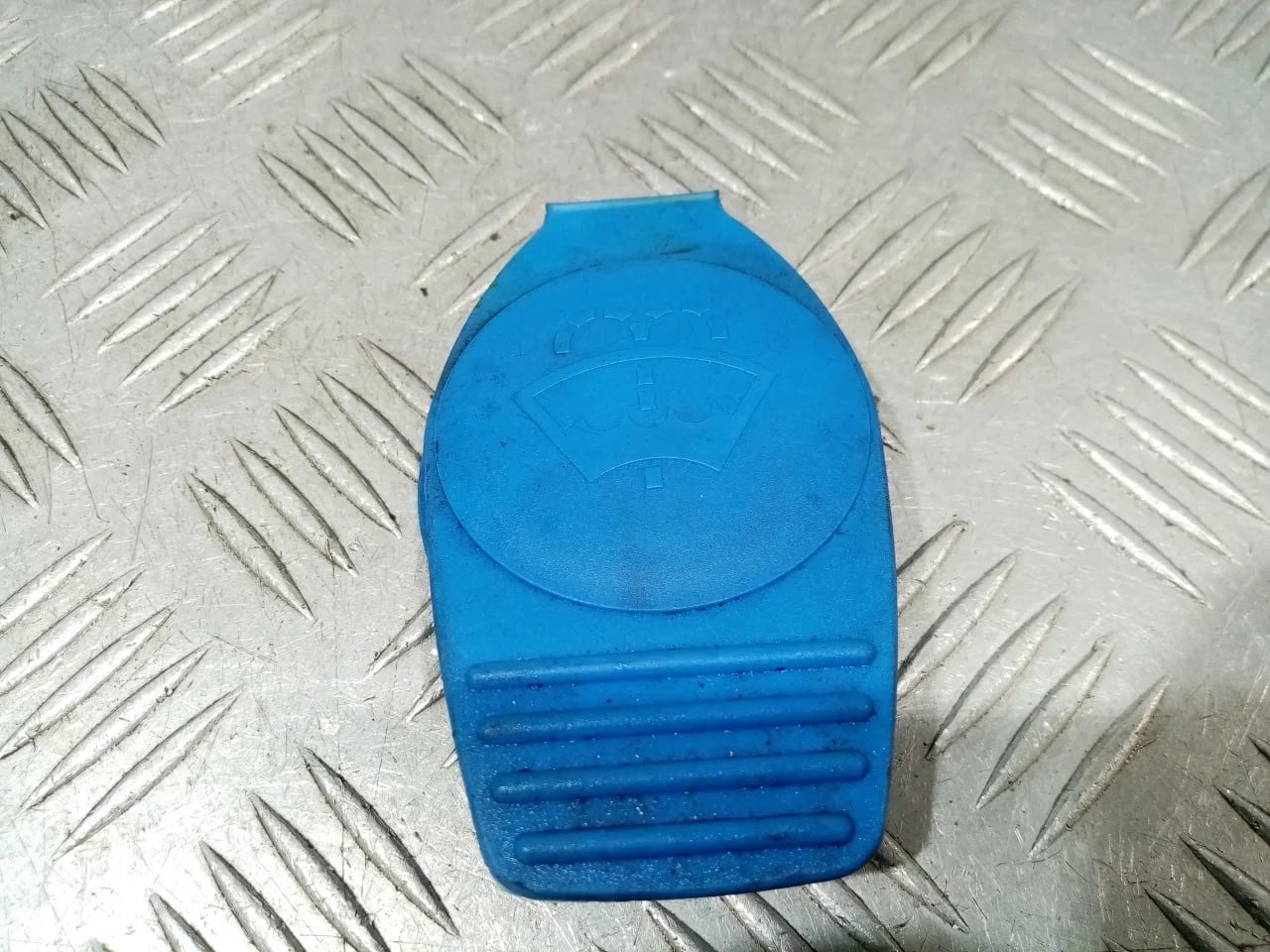 [Б/У] Крышка бачка омывателя VAG [Код: 00678141 ]