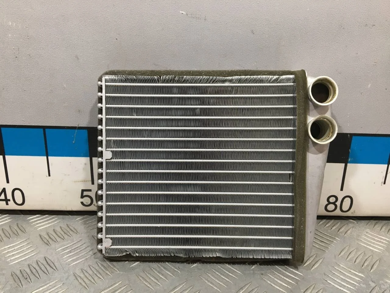 [Б/У] Радиатор отопителя VAG - (Состояние: пробег 112т) [Код: 00675330 ]