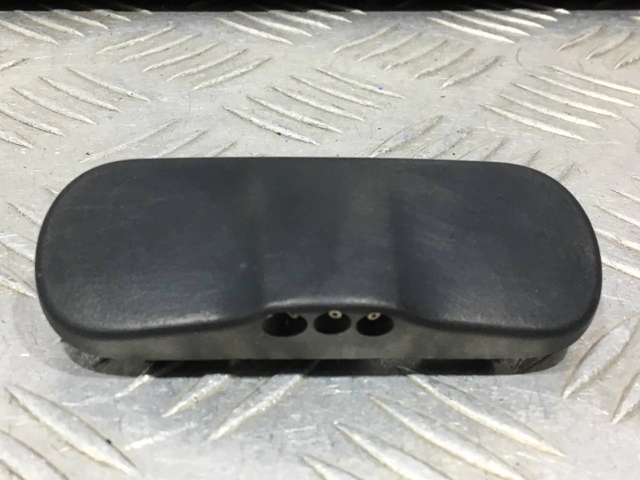 [Б/У] Форсунка омывателя лобового стекла правая [Код: 00676960 ]