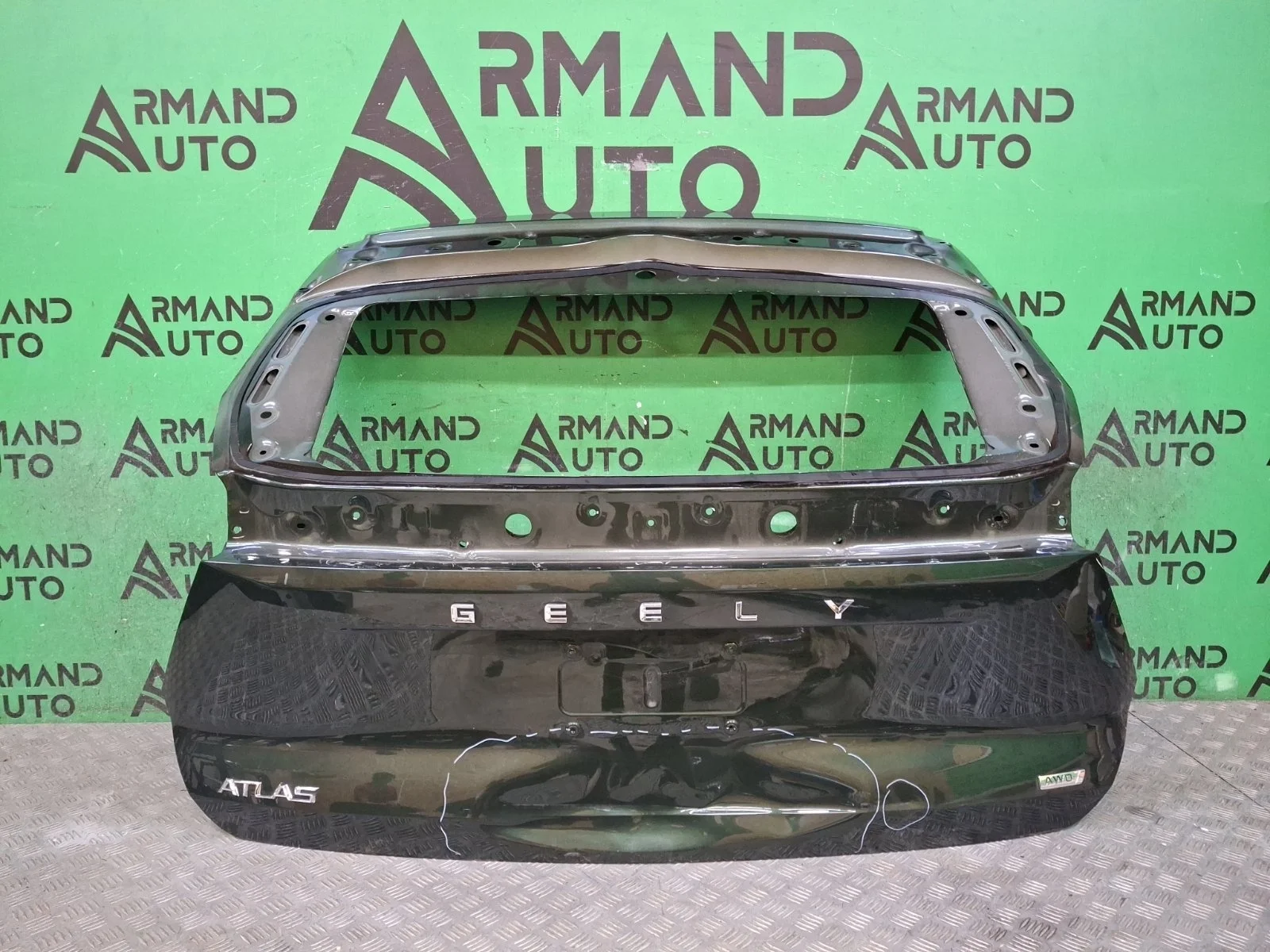 Дверь багажника Geely Atlas 2023-нв FX11