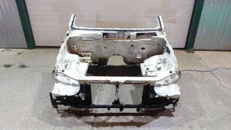 Кузов передняя часть Mitsubishi Pajero Sport 2014 KH0