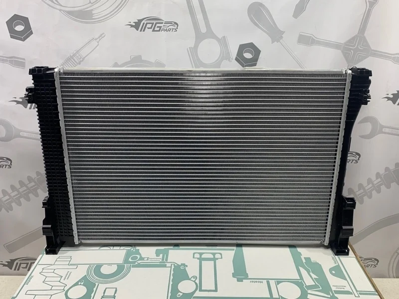 Радиатор основной Mercedes-benz W204