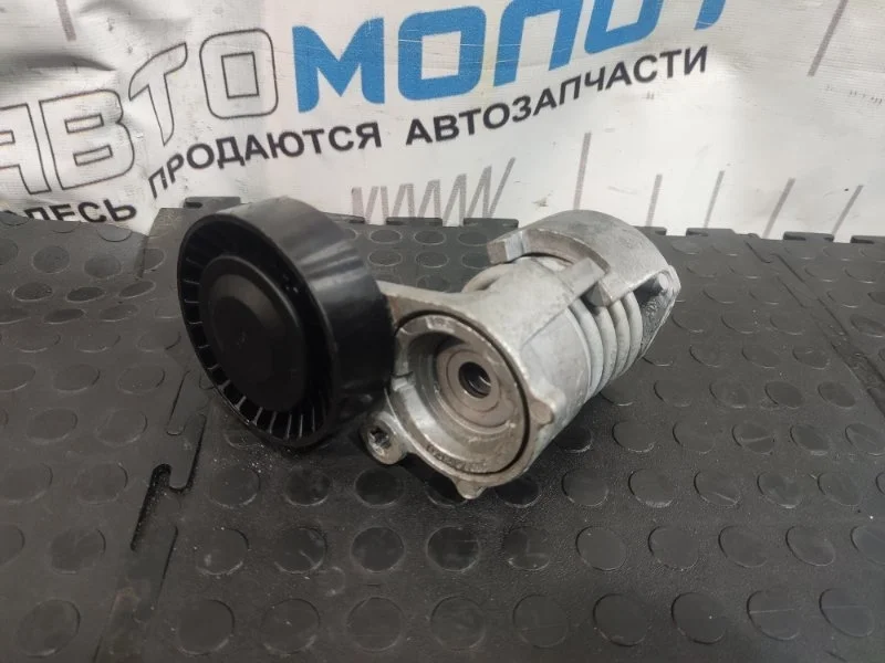 Натяжитель ремня Volvo C70 30650957 B5254T3