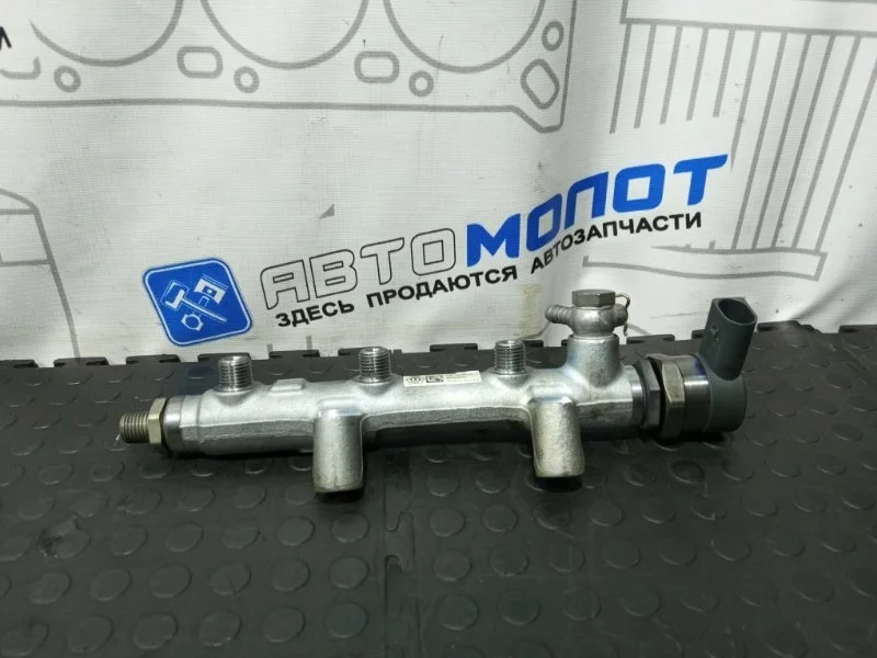 Топливная рампа Volkswagen Touareg 059130090CN FL CJMA 3.0D