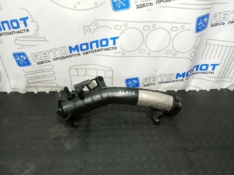 Патрубок интеркулера Mercedes-Benz B-Class A2700900844 W246 270910 270.910 M270