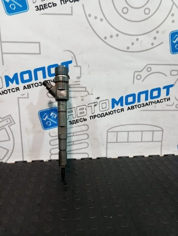 Форсунка дизельная коммон рэйл Kia Sorento 338004A410 BL D4CB VGT 170Л.С ЕВРО 4