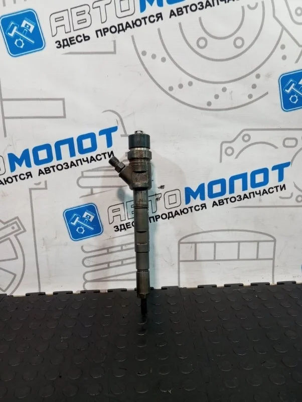 Форсунка дизельная коммон рэйл Kia Sorento 338004A410 BL D4CB VGT 170Л.С ЕВРО 4