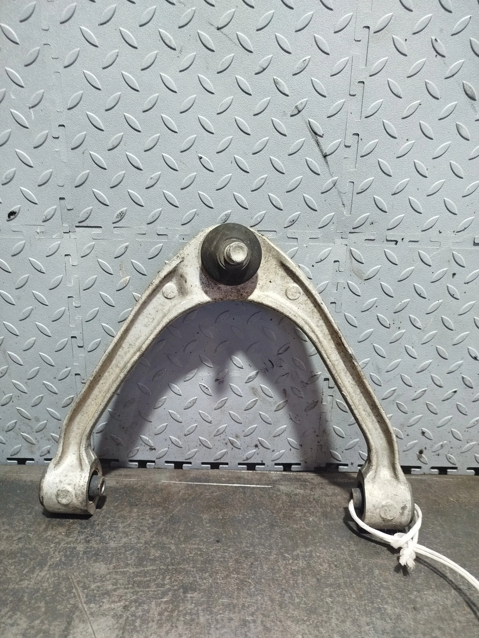 РЫЧАГ NISSAN INFINITI ПЕРЕД ЛЕВО ВЕРХ 54525JK000