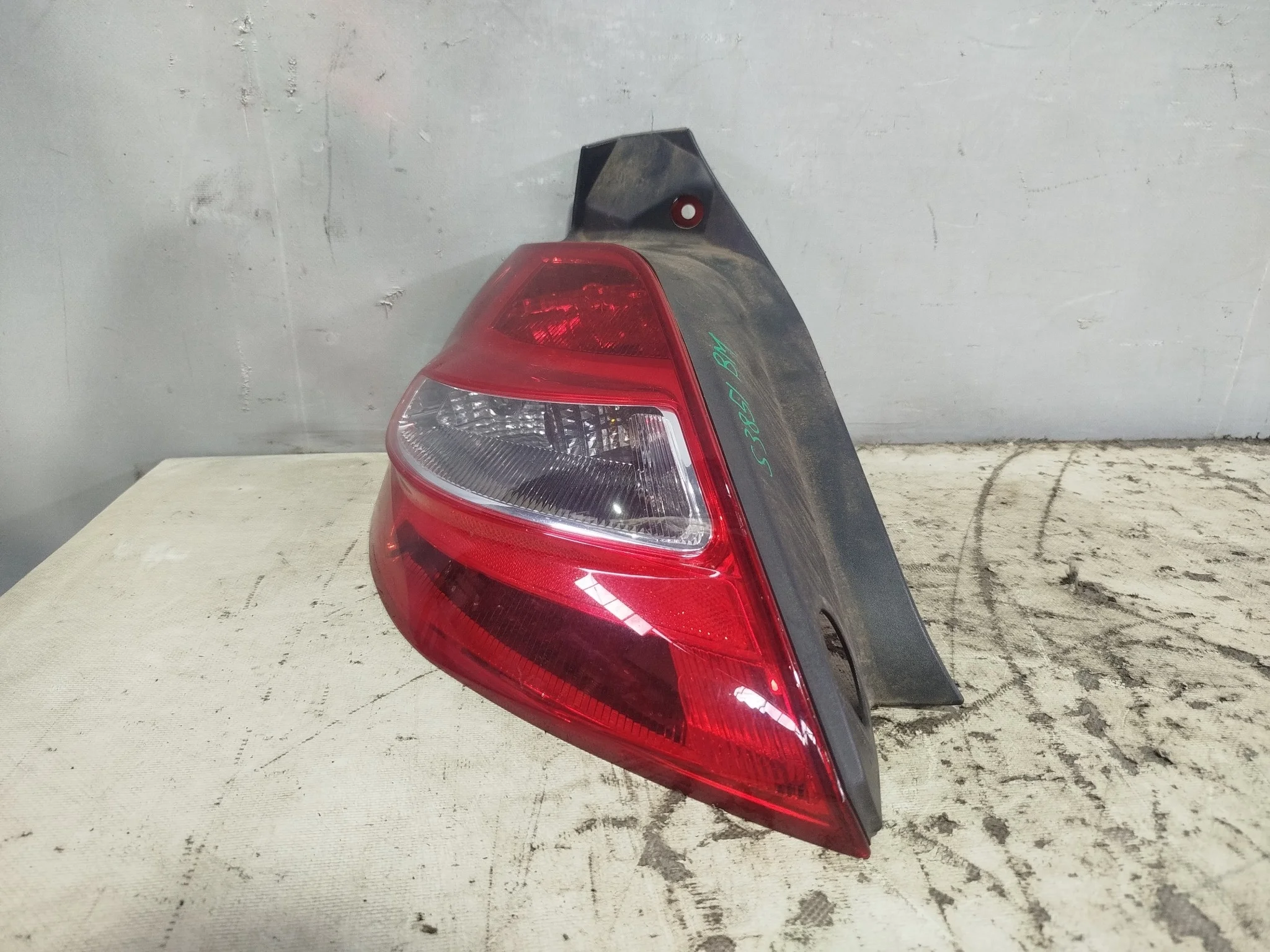 ФОНАРЬ RENAULT ЛЕВО 8200413214 S3851