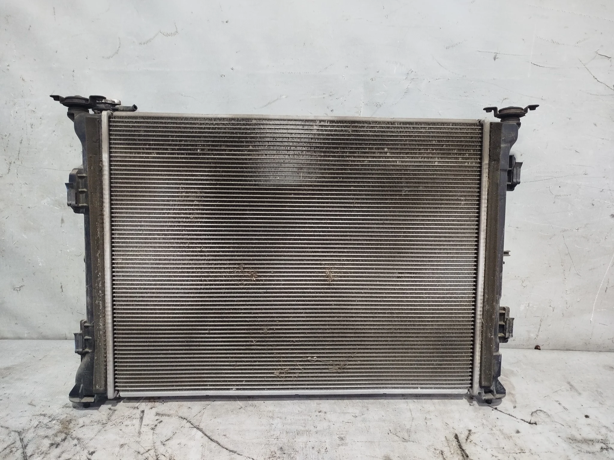 РАДИАТОР ДВИГАТЕЛЯ KIA G4KD G4KJ G4NA G4ND K5 OPTIMA JF АТМ БЕЗ ДИФФУЗОРА 25310D4100 DY321Z