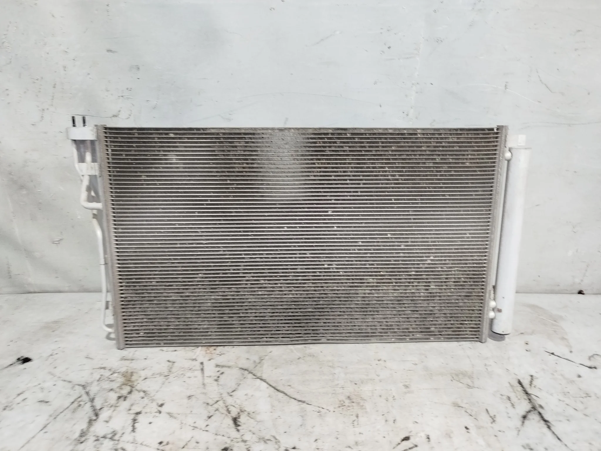 РАДИАТОР КОНДИЦИОНЕРА KIA 97606D4000 DY321Z