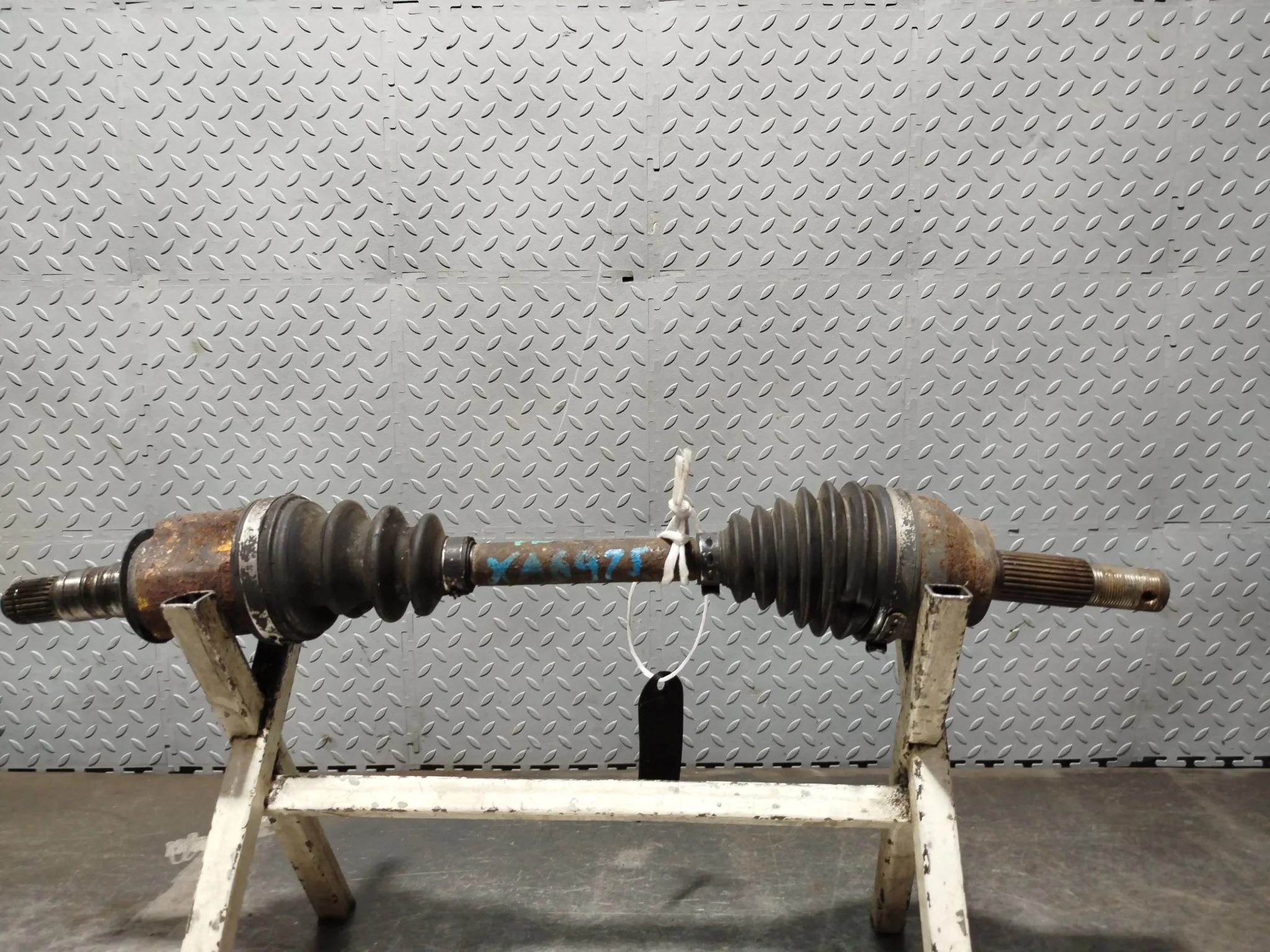 ПРИВОД NISSAN INFINITI ПЕРЕД ПРАВО 39100JK500 XA6975