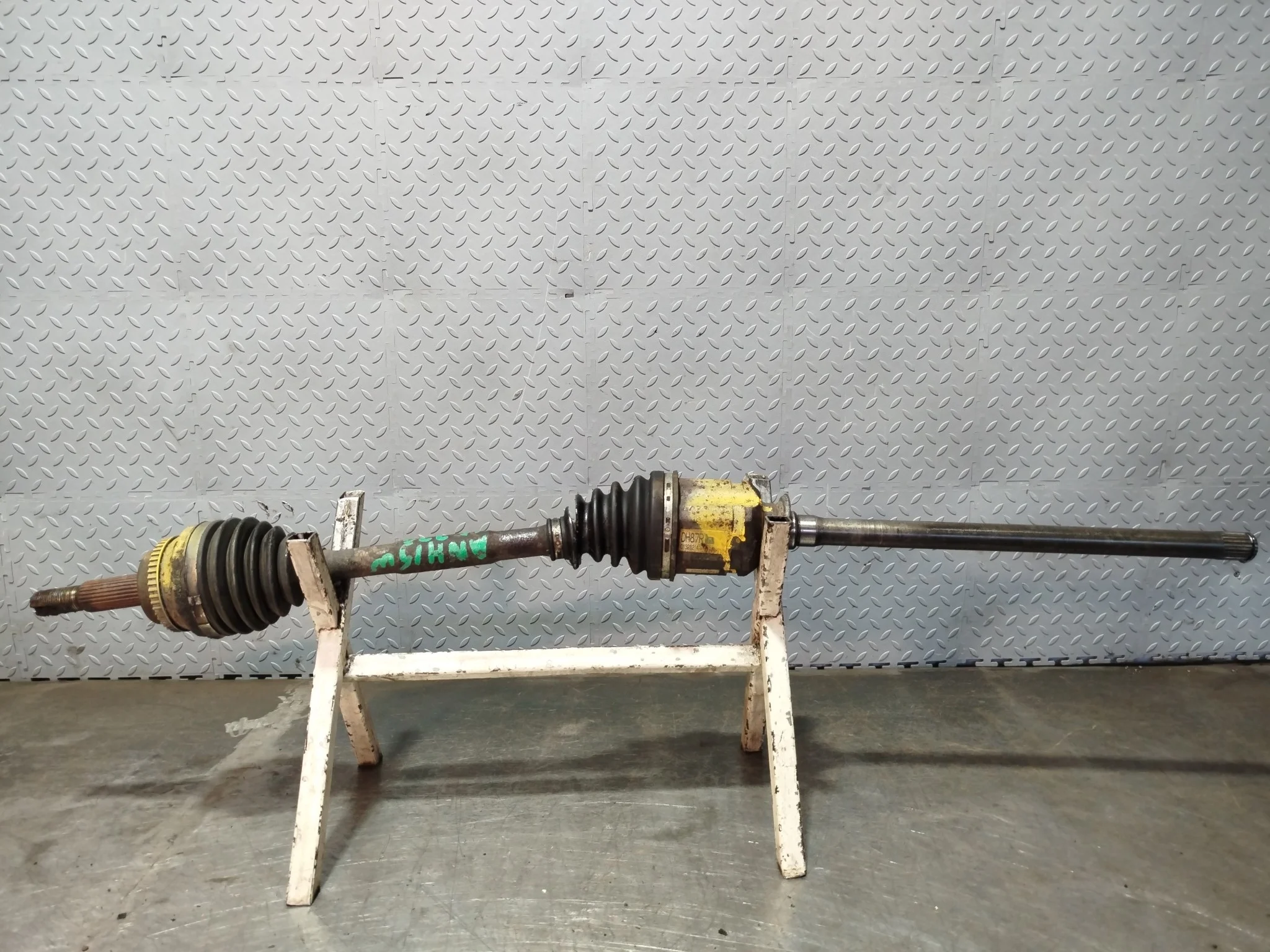 ПРИВОД TOYOTA LEXUS ПЕРЕД ПРАВО 4341048050 XE332