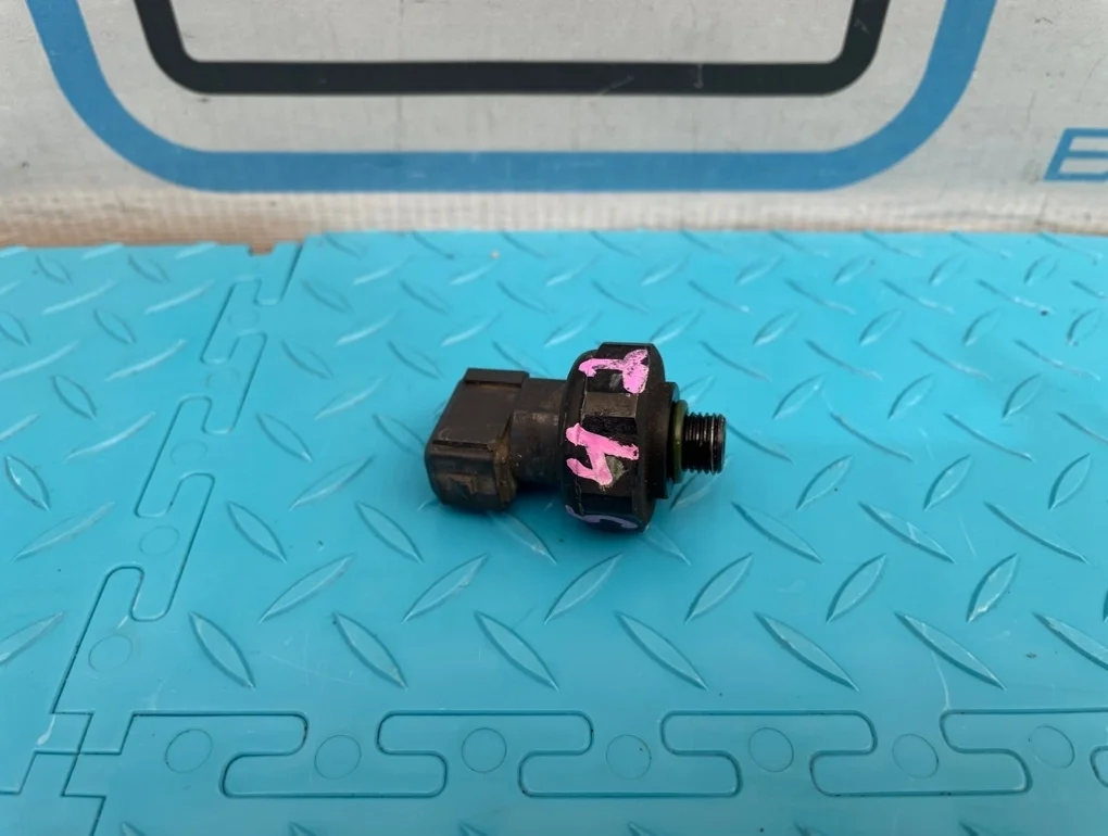 Датчик кондиционера Mercedes-Benz V-Class 2010 A6395420818 W639 272.978 3.5