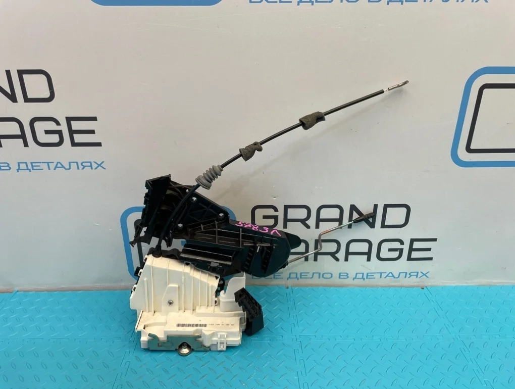 Замок двери Mercedes-Benz Ml-Class 2006 A1697302135 W164 642.940 3.0, задний левый