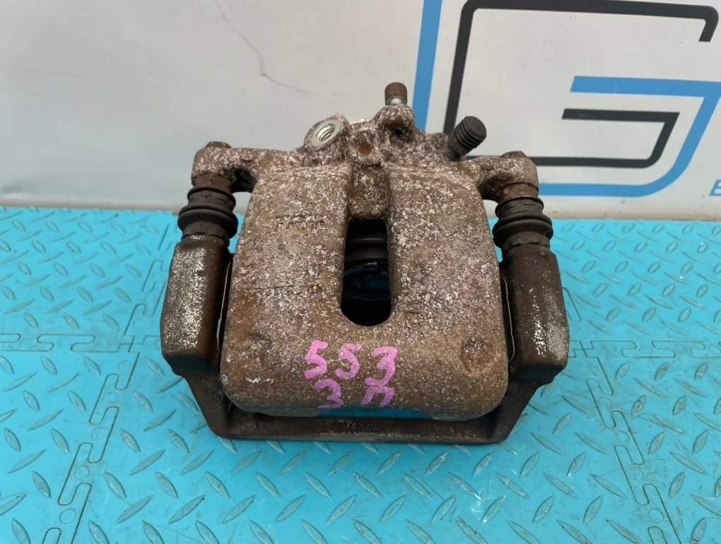 Суппорт Volvo V60 2011 36001381 FW B4164T 1.6, задний правый