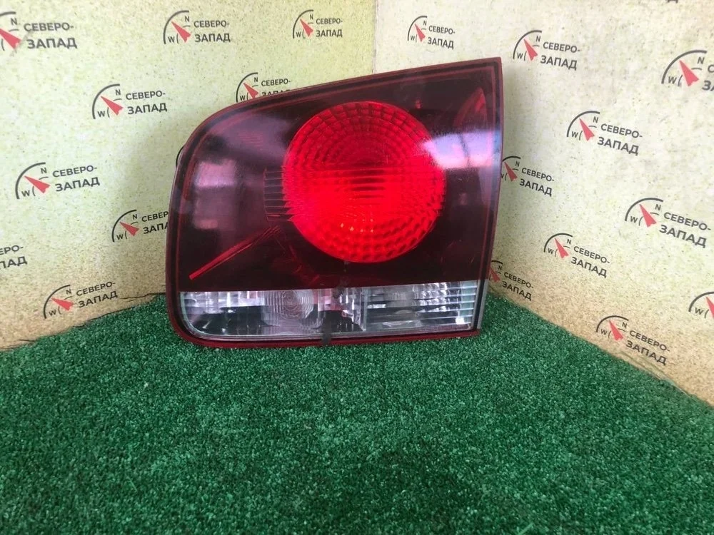 Фонарь внутренний Volkswagen Touareg 2008 7L6945094T GP BPE, задний правый