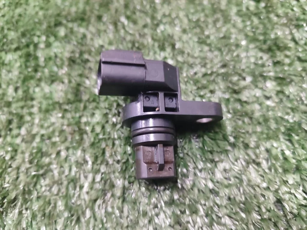 Б.у. датчик распредвала MITSUBISHI Delica D5 CV MITSUBISHI Delica D5 CV