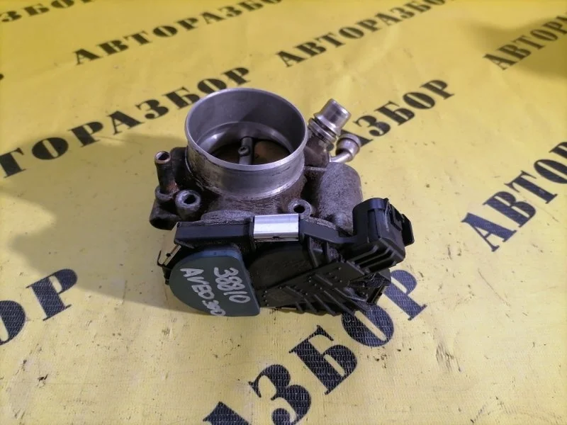 Заслонка дроссельная Chevrolet Aveo T300 2011-2015 2013 55577375 СЕДАН 1.6 F16D4 116 Л/С