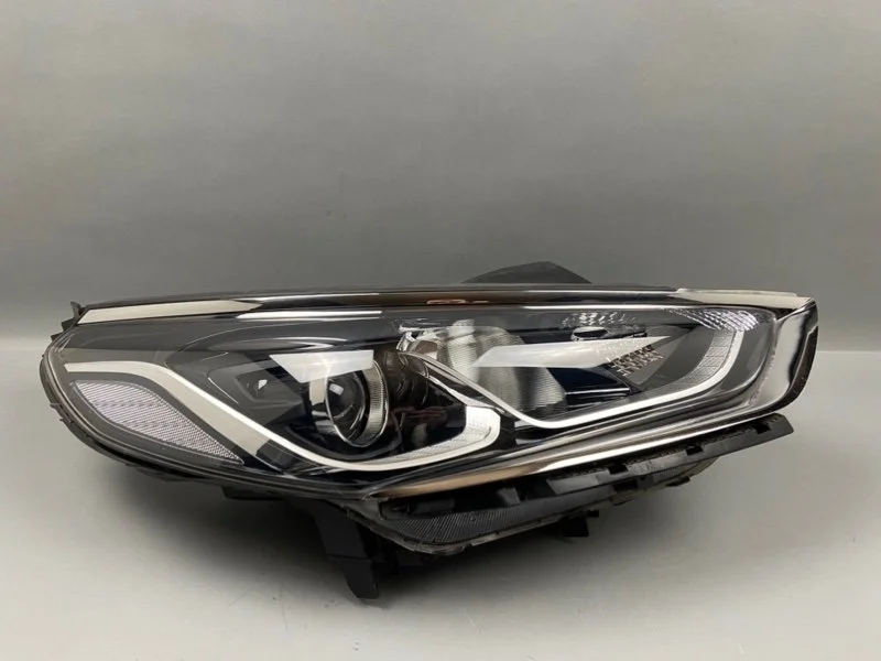 Фара Hyundai Sonata 2018-2020 92102C1500 7, правая