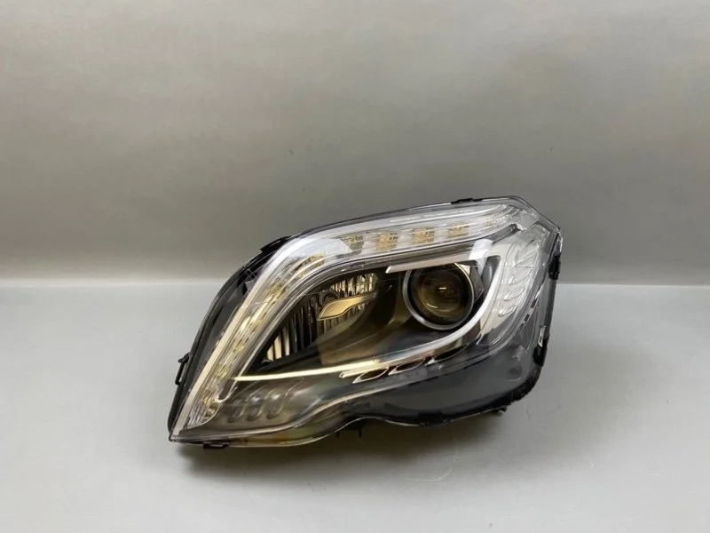 Фара Mercedes-Benz GLK-class 2012-2015 A2048201539 X204, левая