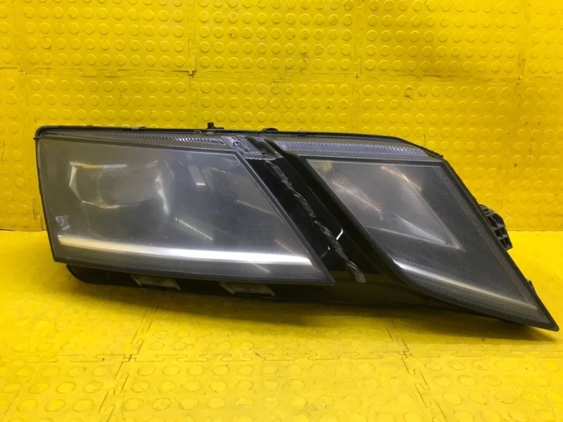 Фара Skoda Octavia 2018 5E1941018D 5E3 CJS 298666, передняя правая