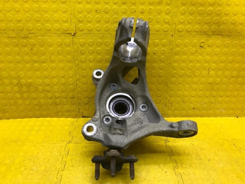 Кулак поворотный Skoda Octavia 2018 5Q0407254A 5E3 CJS 298666, передний правый