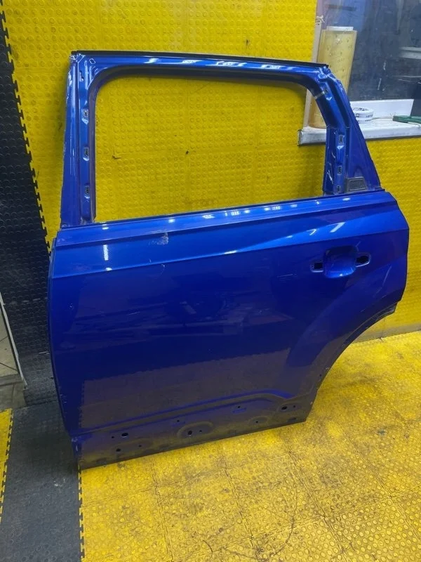 Дверь Audi Q7 2016 4M0833051E CVM 011869, задняя левая