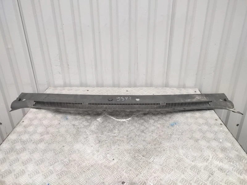 Жабо VOLKSWAGEN TRANSPORTER 7H1819403 T5