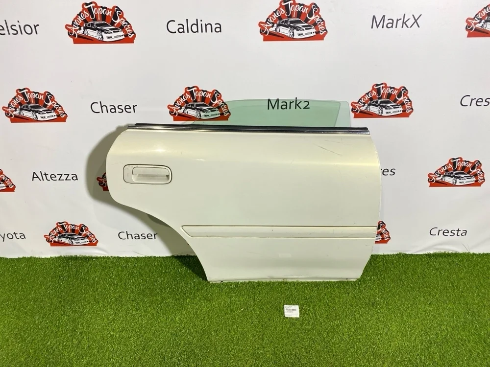 Дверь боковая Toyota Chaser 1999 6700322270 JZX100, задняя правая