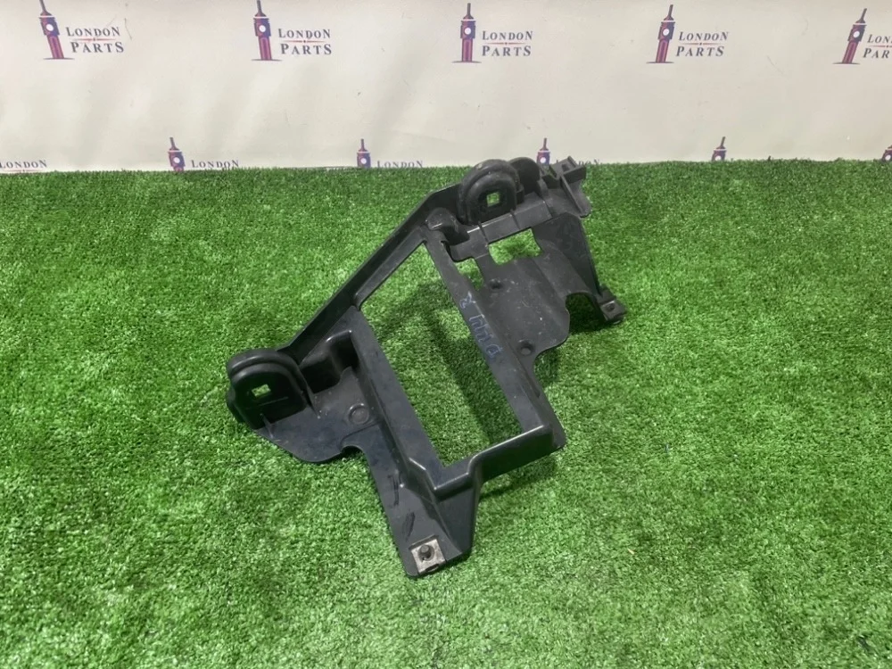 Кронштейн крепления фары BMW X5 E53