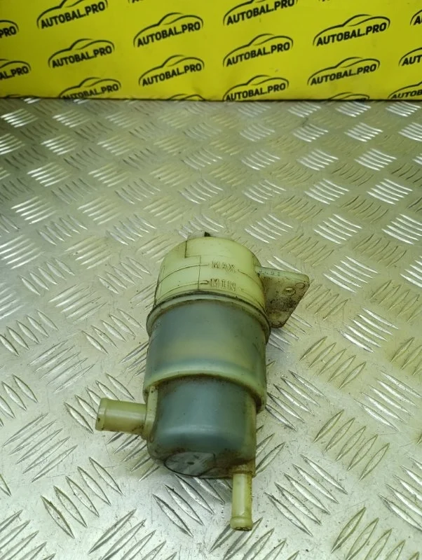 Бачок гидроусилителя Mitsubishi L200 (2006-2015) 2013 MR995028 ПИКАП 2.5 D 4D56