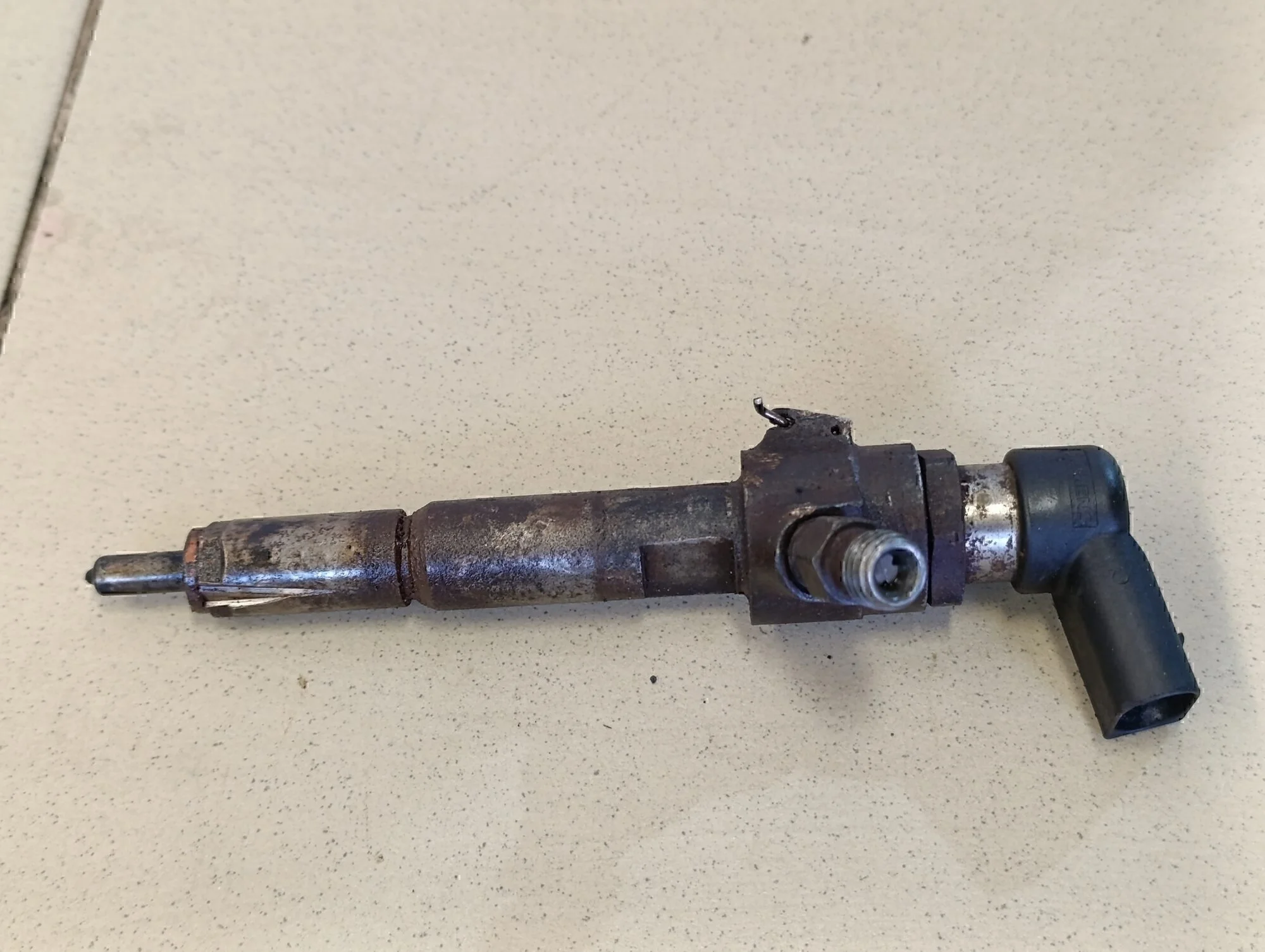 Форсунка дизельная электрическая Focus II 2005-2008