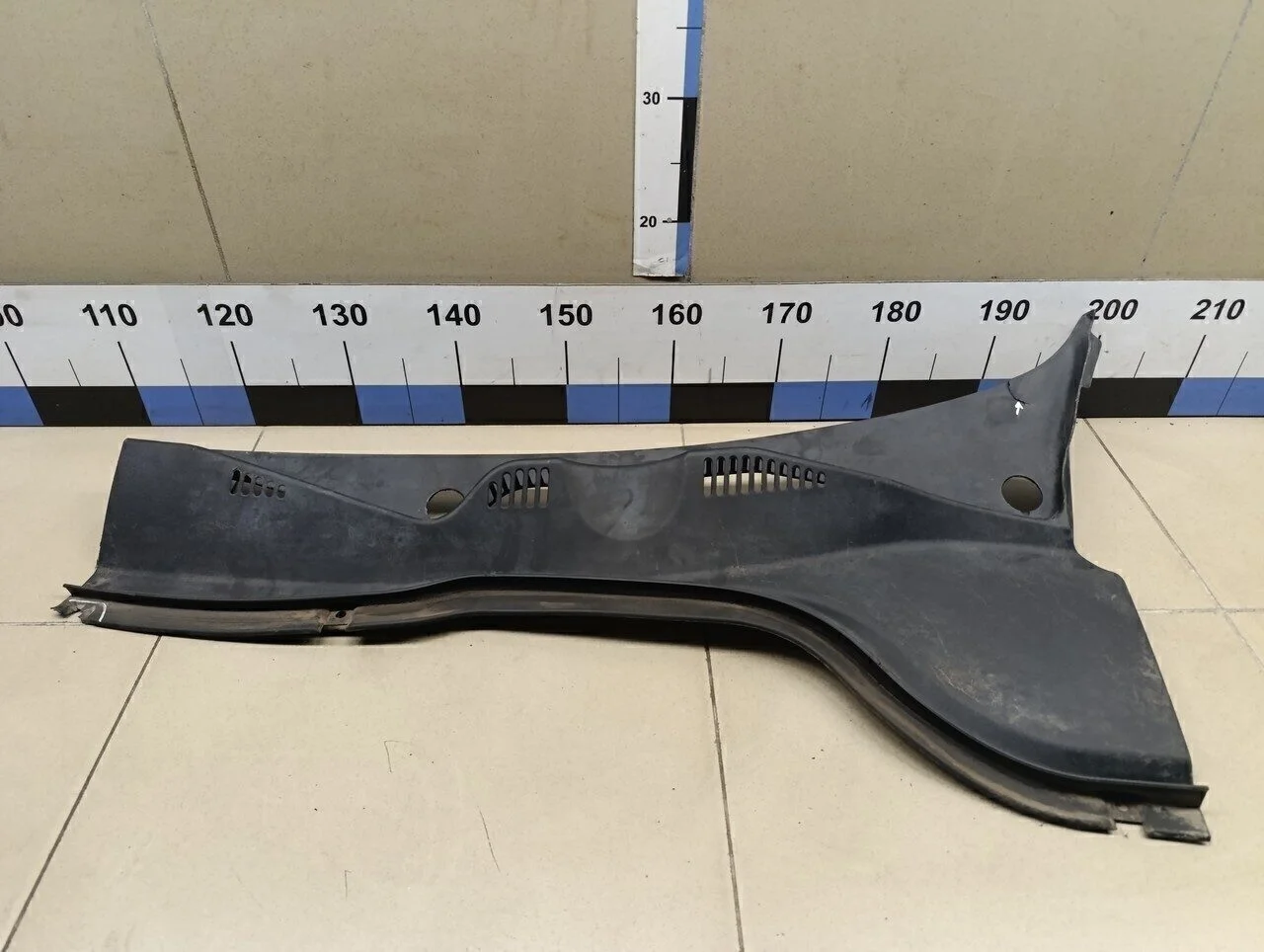 Решетка стеклооч. (планка под лобовое стекло) Passat [B6] 2005-2010