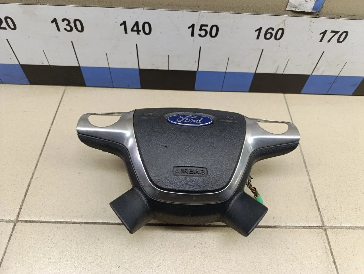 Подушка безопасности в рулевое колесо Focus III 2011>