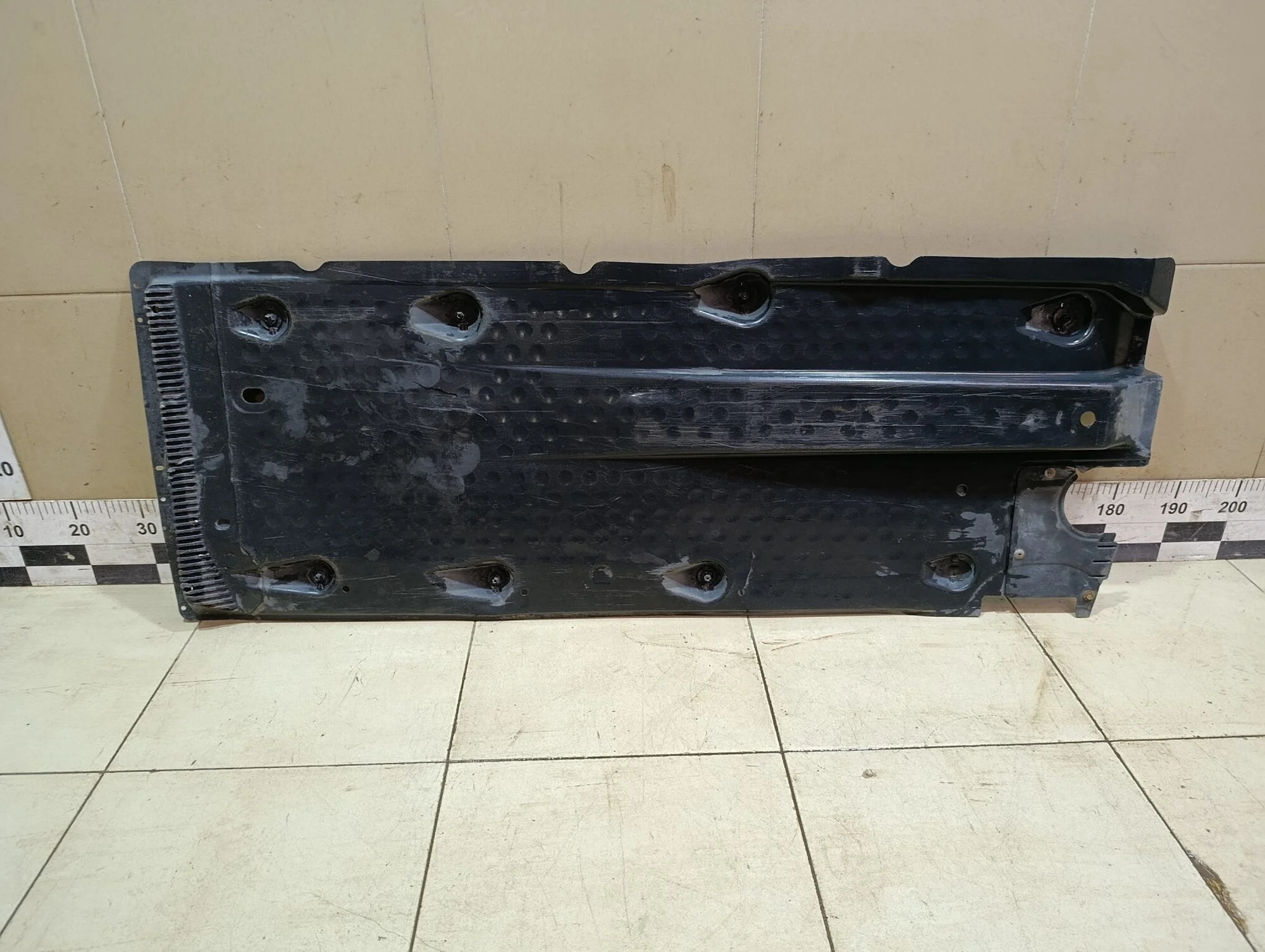 Защита антигравийная Golf VI 2009-2012