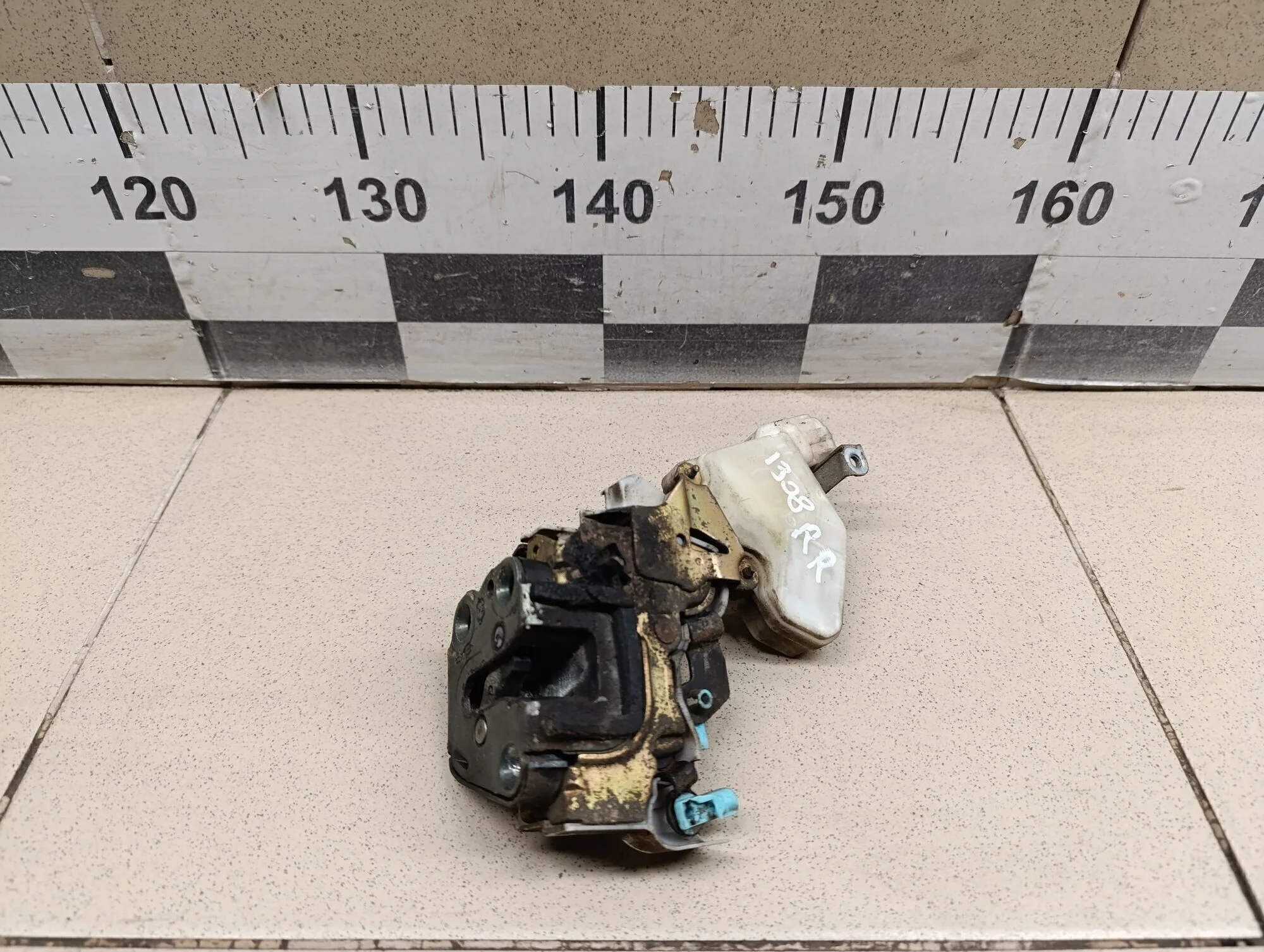 Замок двери задней правой Almera Classic (B10) 2006-2013