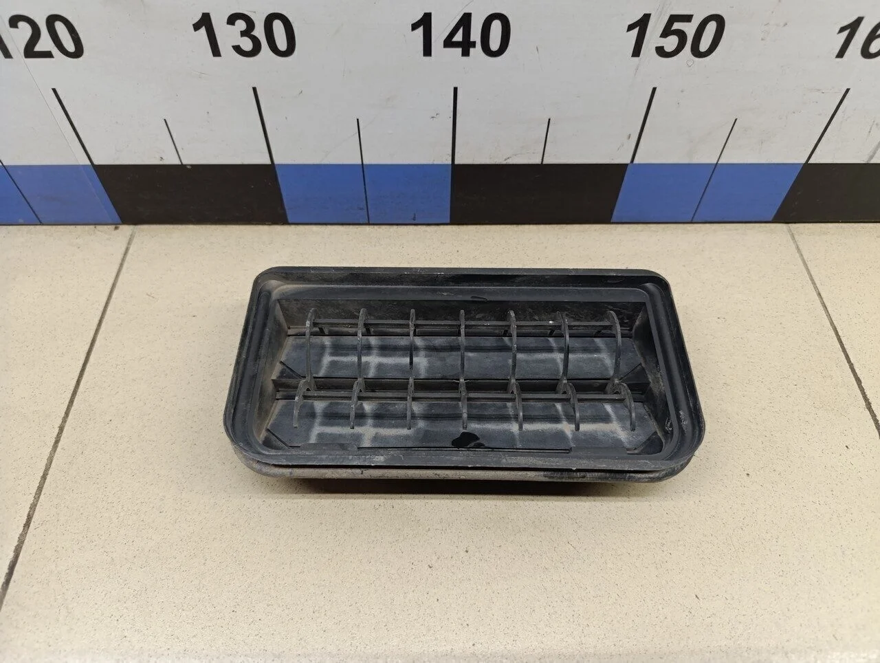 Решетка вентиляционная Passat [B6] 2005-2010