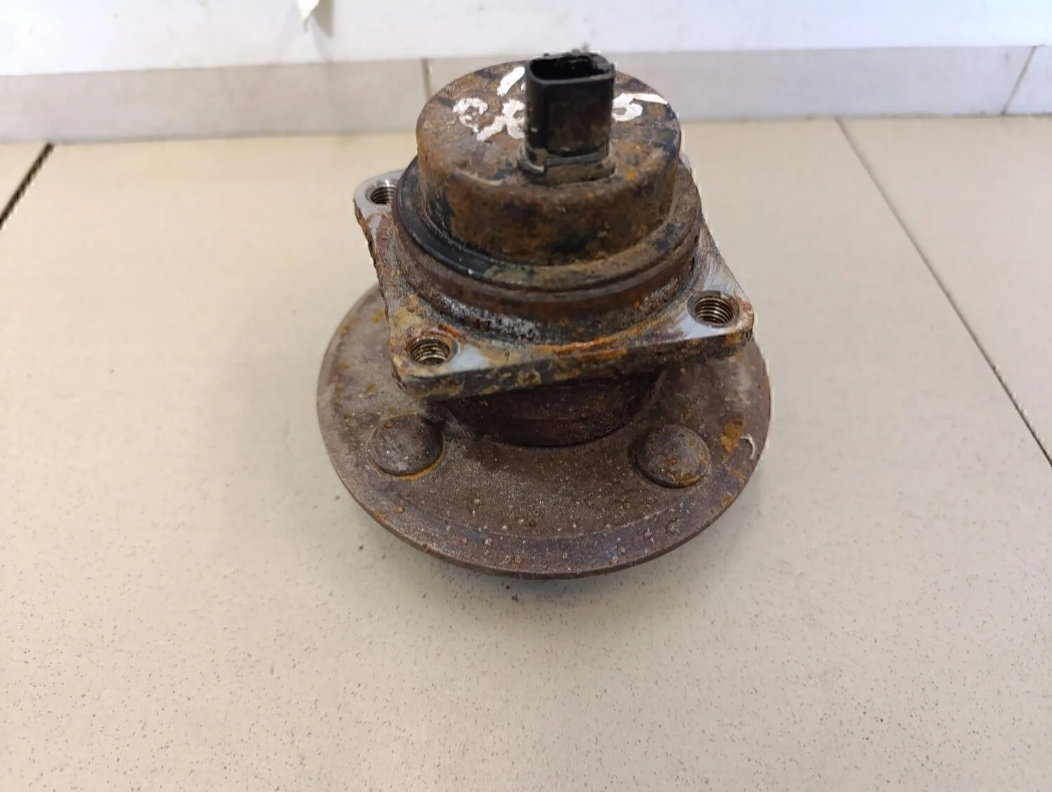 Ступица задняя Corolla E12 2001-2006