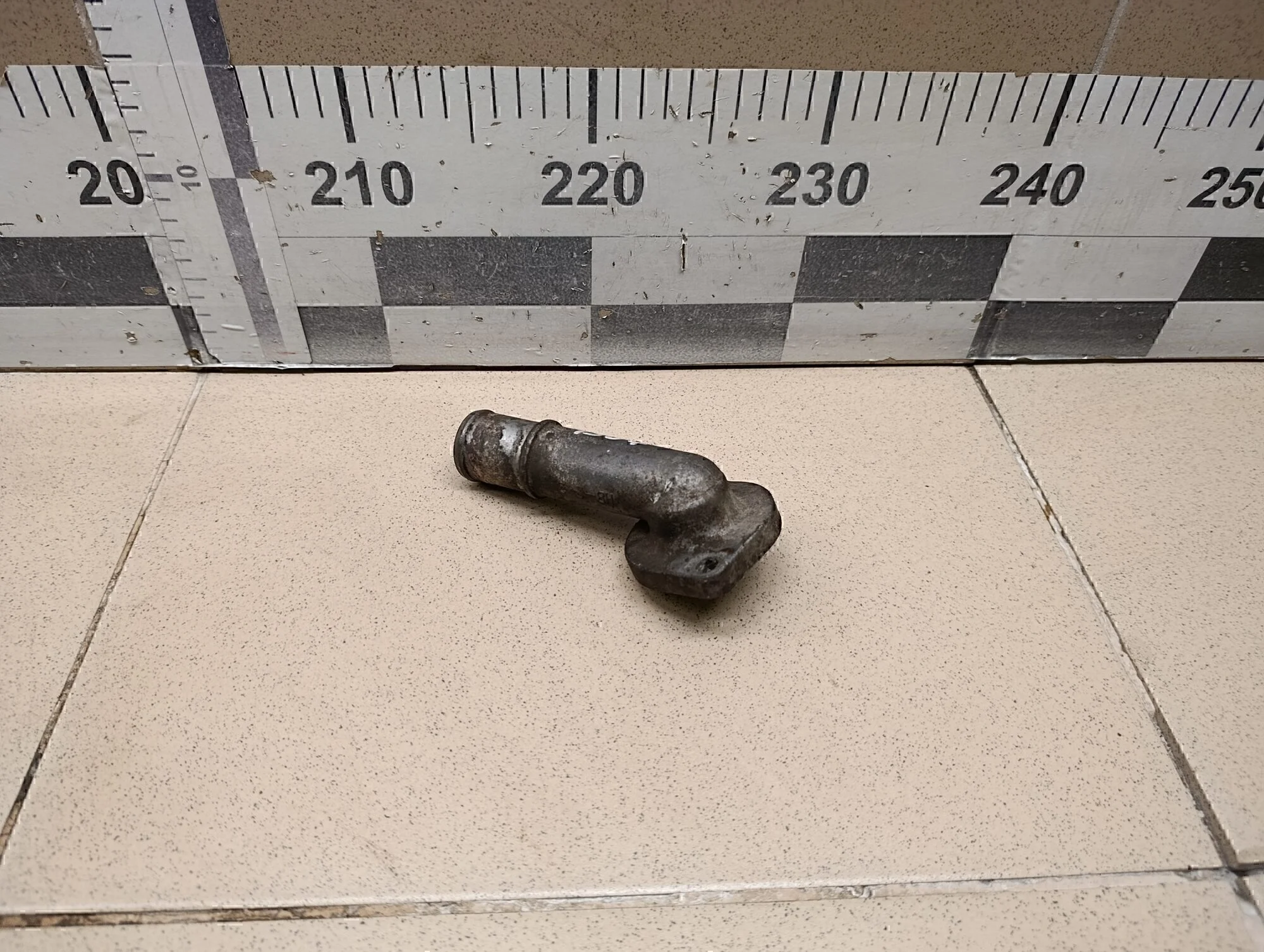 Крышка термостата Tucson 2004-2010