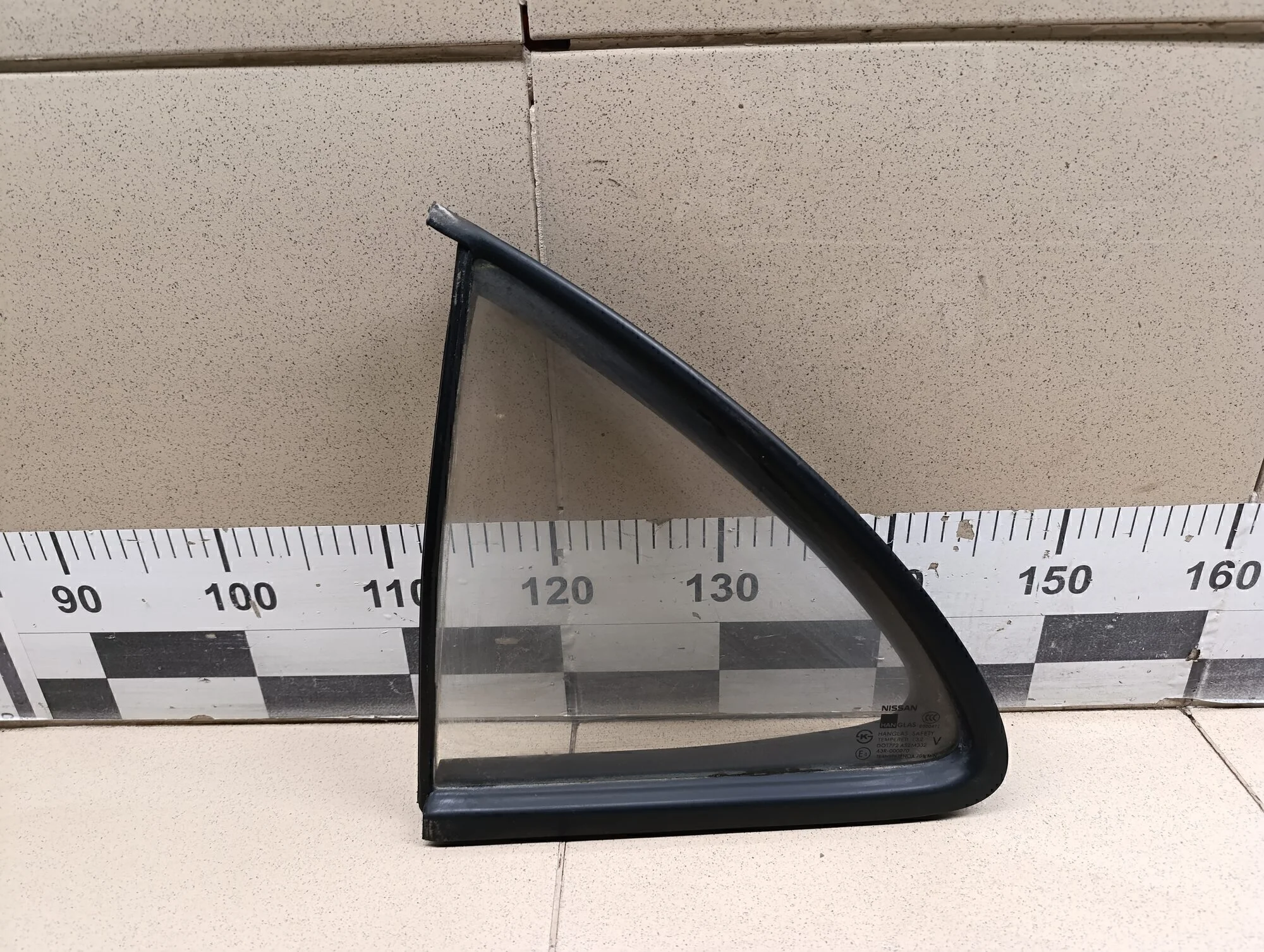 Стекло двери задней левой (форточка) Almera Classic (B10) 2006-2013