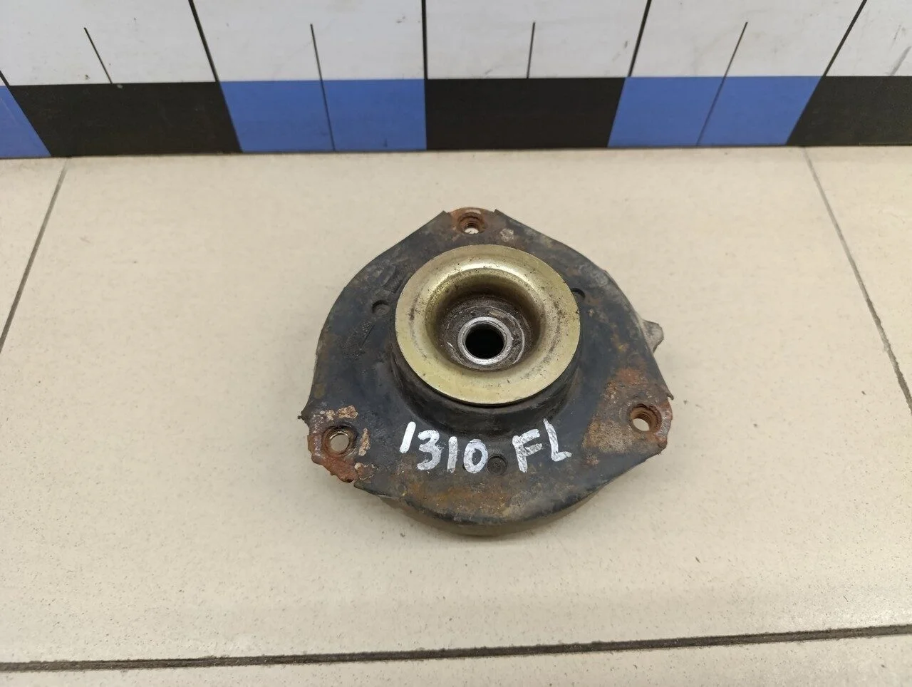 Опора переднего амортизатора Passat [B6] 2005-2010